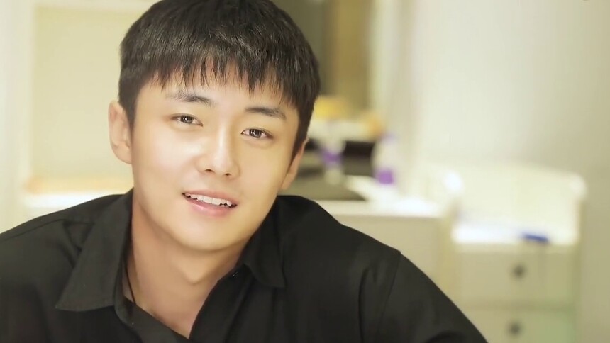 翟子路的“理发vlog” 为了《你好，星期六》剪短发？