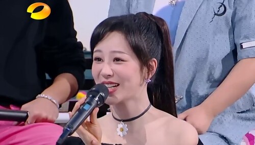 紫言紫语第二弹！杨紫向符龙飞发出“秃头警告”