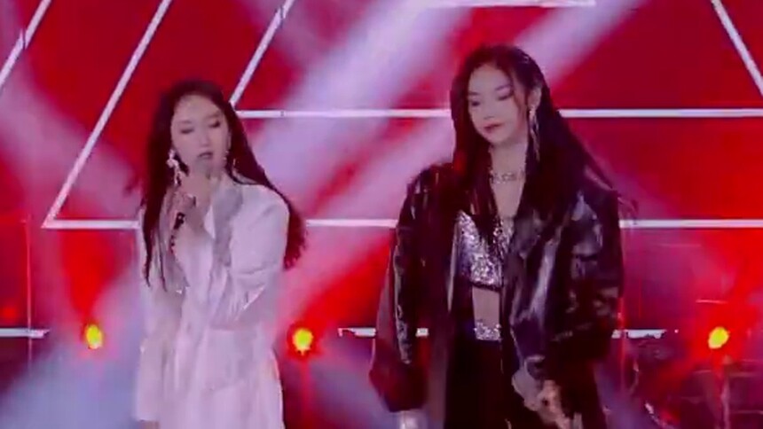 纯享：曾可妮刘令姿唱跳演绎《Bad Boy》 瞬间点燃全场气氛
