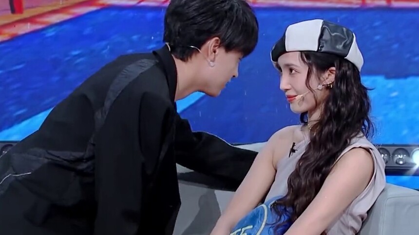 秦霄贤王紫璇贴头杀