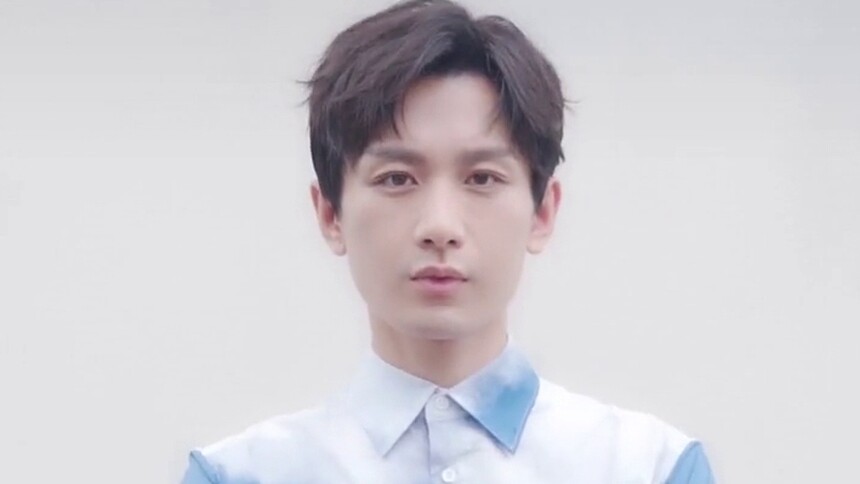 成毅：“超强变身术，下一个看你的了”