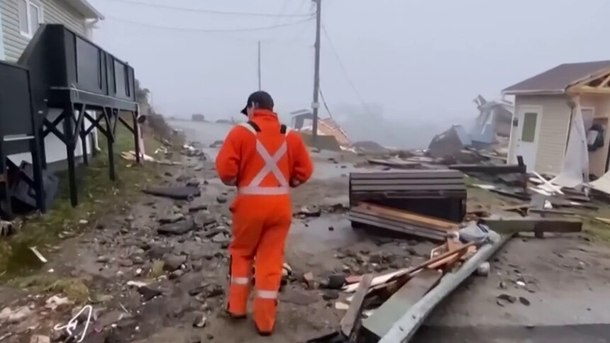 飓风“菲欧娜”造成两名加拿大人死亡