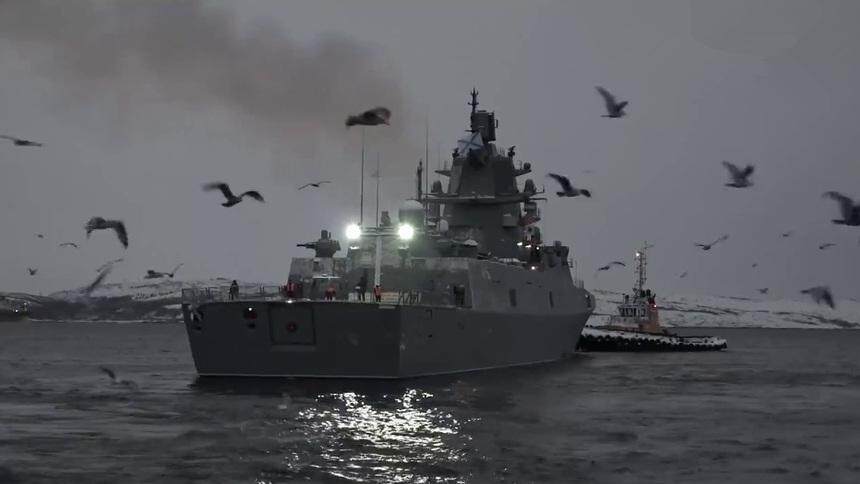 装备“锆石”导弹的俄“戈尔什科夫海军元帅”号护卫舰开始远航