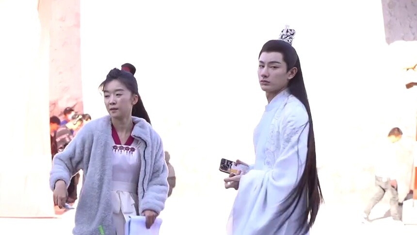 独家花絮：世子还是柿子？九灵容钰暴露吃货本性