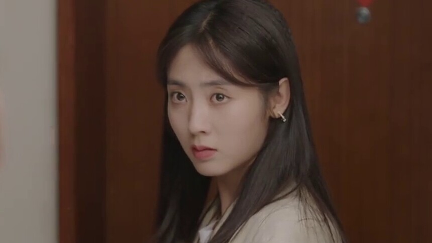 《女士的品格》第25集看点：震惊！邻居大爷传播王伟和大妈绯闻