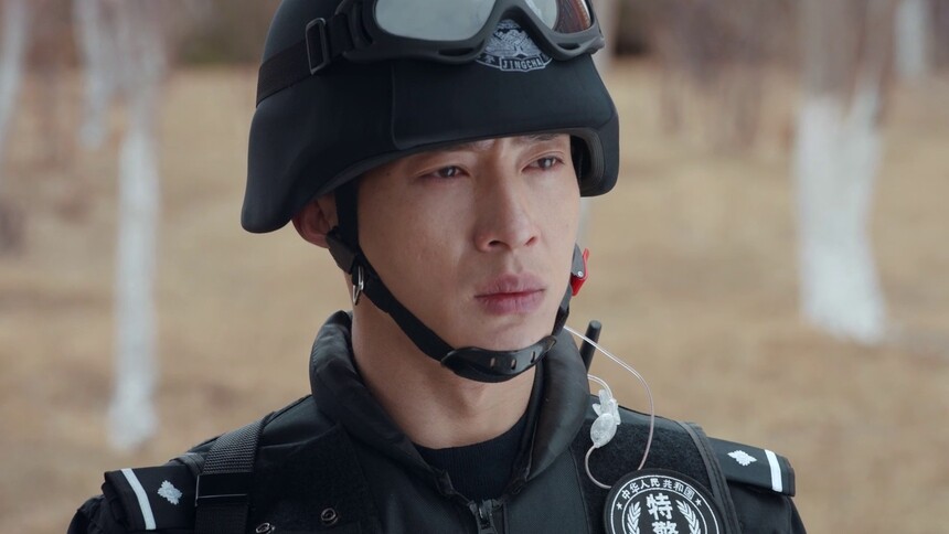 路晨回忆出任务的时候碰到归晓