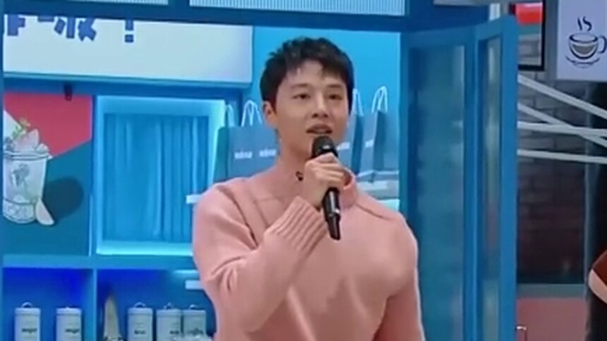 尹昉体能有多强？单手俯卧撑说来就来！