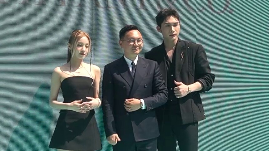 张彬彬宋雨琦出席成都品牌活动 宋雨琦表达对花花的喜欢