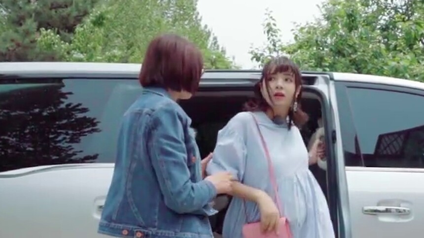 麦迪娜入住“幸孕”之家 实名羡慕孕妈身材