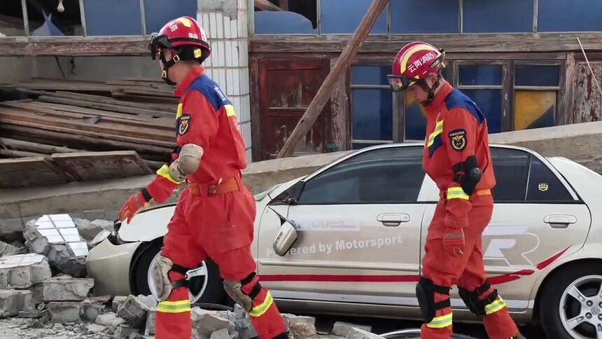 云南隆阳5.2级地震救灾一线直击