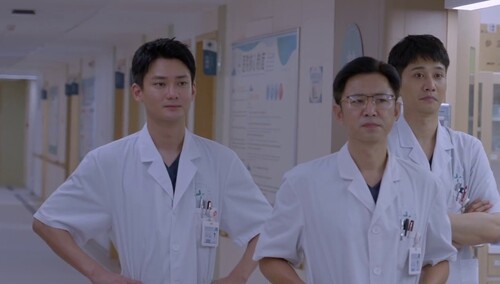 《白色城堡》会员独家花絮：刘非的蜕变