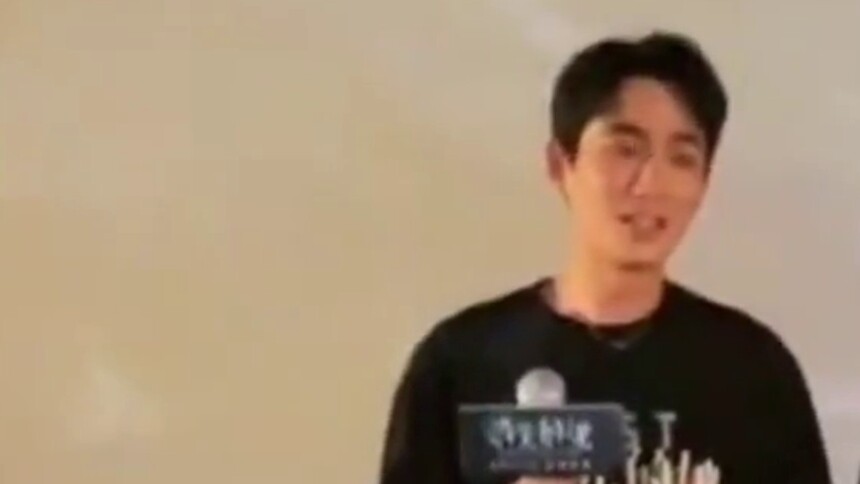 朱一龙路演现场澄清：何非没拔李木子的氧气罐！