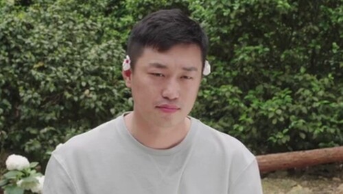 王加诺蘑菇屋画画挑战 简单几笔直接镶入“灵魂”