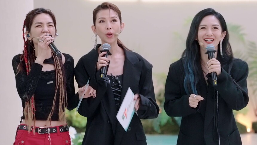 “三大喇叭”又来了！Ella蔡少芬谢娜同框说唱
