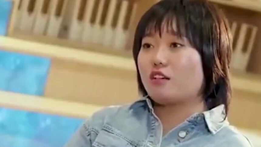 李雪琴曾分享走出抑郁症的方法，“找个人拉你一把！”