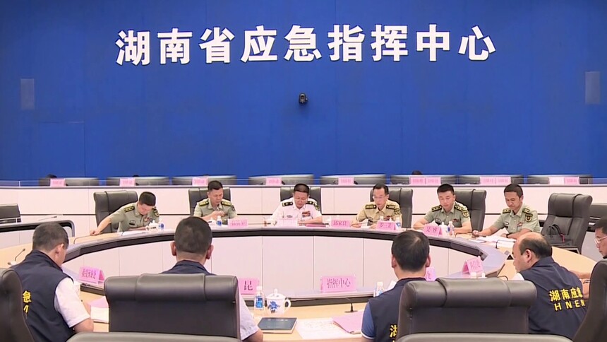 王宇在省应急管理厅调研