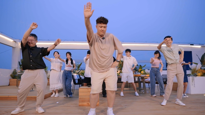 天台烧烤趴！法医团合跳《叮叮当当》