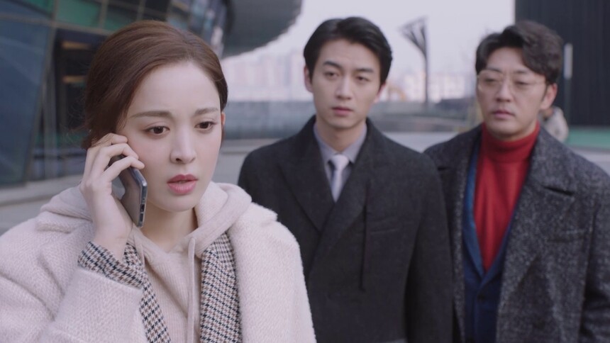 《无与伦比的美丽》第4集看点：余佳恩说许耀坏话被抓包 李念欢看透老公想离婚