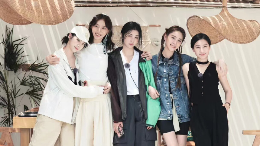 是女儿是妈妈 会员特辑第1期：王珞丹聊对欧阳娜娜的初印象 赵小棠高能夸奖欧阳妮妮