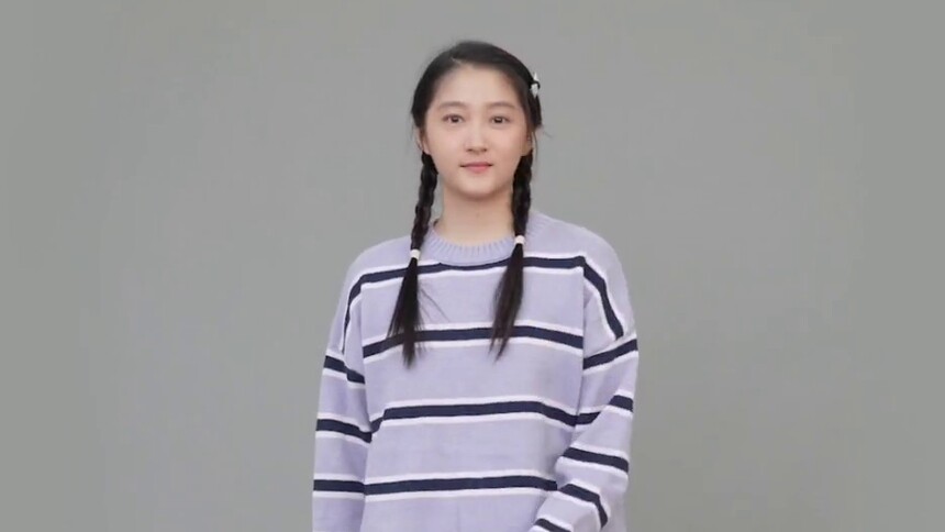 《小巷人家》变装秀：关晓彤