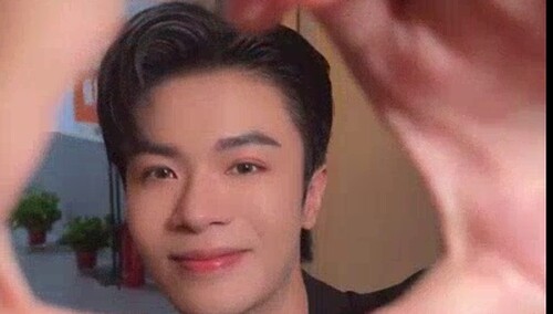 和方书剑梁朋杰奇煜一起快乐飞扬，飞扬～飞扬～飞扬～