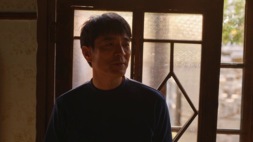 《小巷人家》第6集看点：宋莹带筱婷吃独食，林栋哲大声控诉