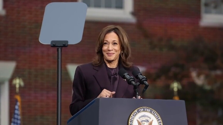 哈里斯祝贺特朗普胜选