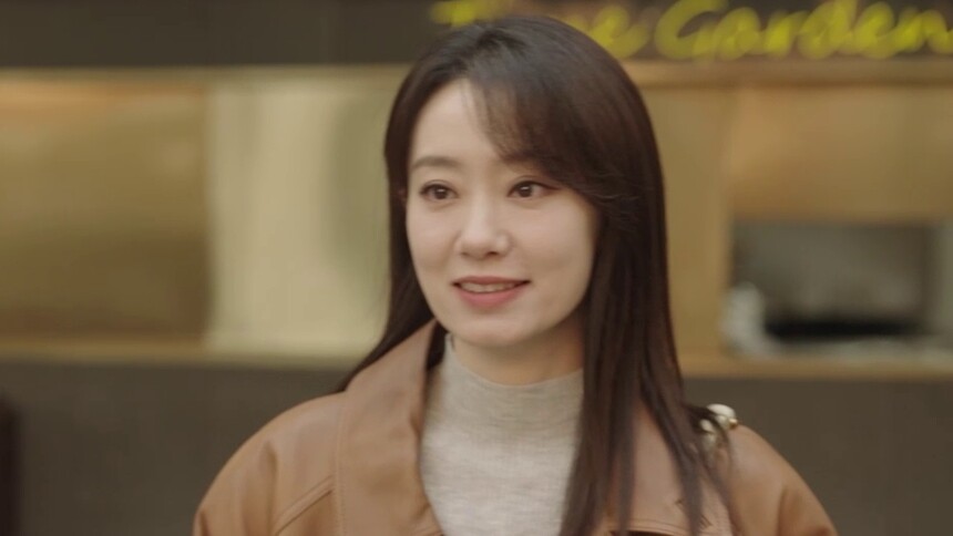 郝有嘉钟放外出吃饭碰上彭浩东宋文欣