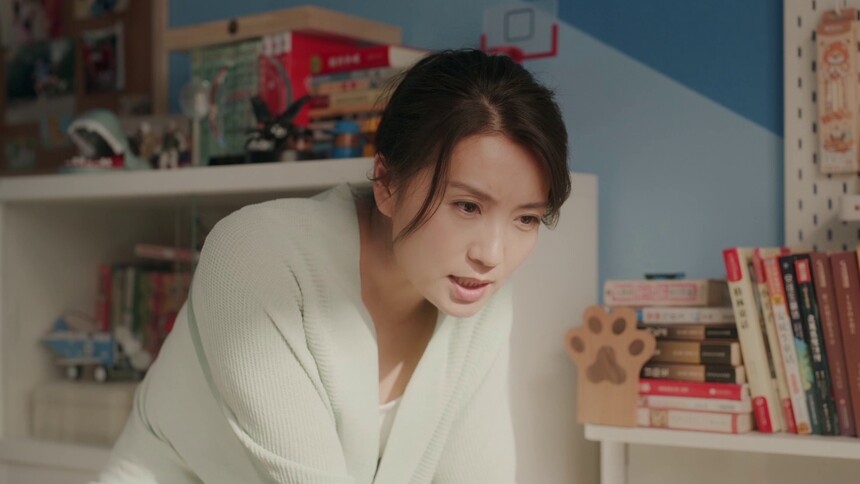 《欢乐家长群》第26集看点：果宁偷偷带狼人杀卡牌，戴静神机妙算当场逮住！