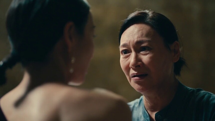 虹姐突然出现让乔文娜面容失色