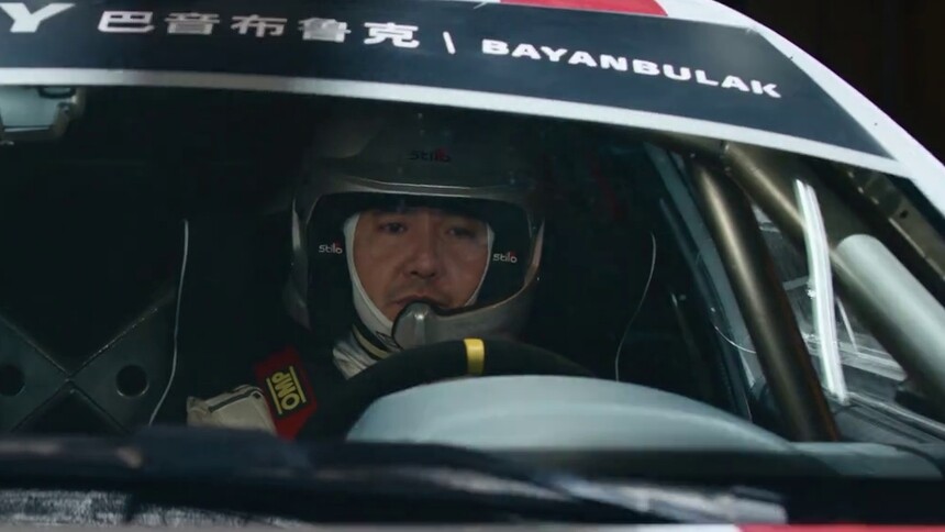 张驰战胜恐惧重返赛道