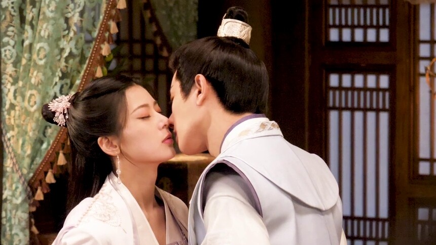 《南城宴》花絮：王佑硕赵昭仪直球式索吻