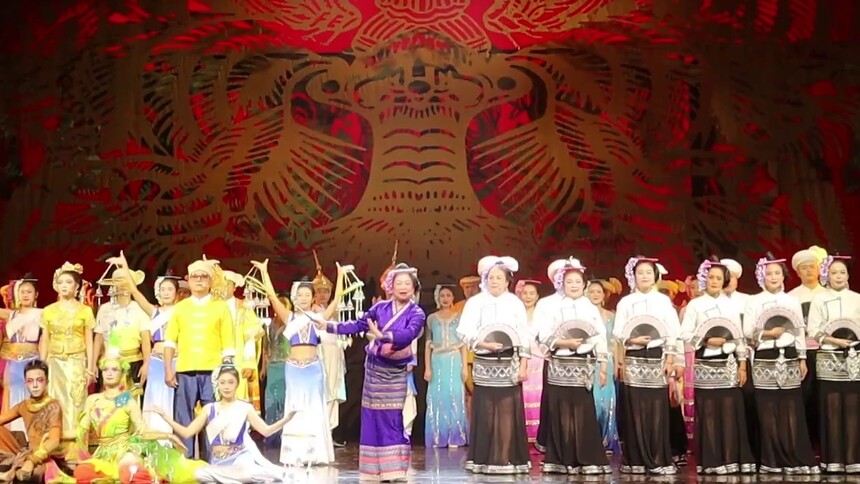傣族章哈剧《乌莎巴罗》在云南昆明首演