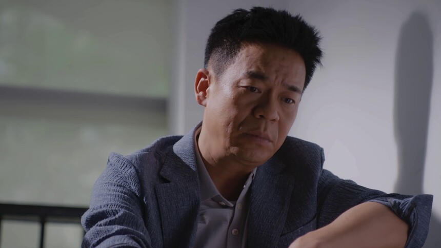 贾浩文被董事长批评丢脸，不接许梦心电话