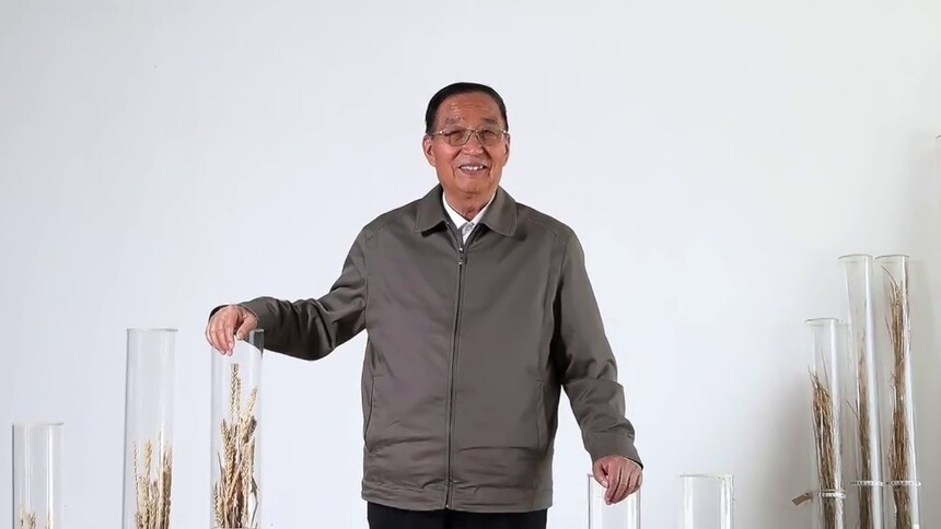 躬耕农业 持之以恒——“共和国勋章”获得者李振声
