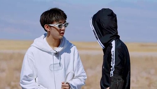 “求生欲”满分！田嘉瑞荣梓杉担心金晨情绪