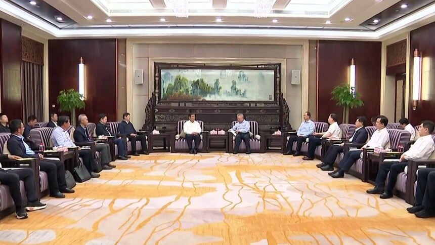 何报翔率调研组来湘开展专题调研 增强油料供给保障能力 扛牢食用油供给安全责任 沈晓明 毛伟明 毛万春拜会