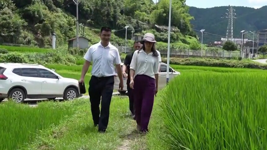 驻村一线显担当 李磊：“驻村”更“助村” 实干促振兴
