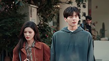 李靳屿让姐姐求求自己给微信秒变暗爽哥