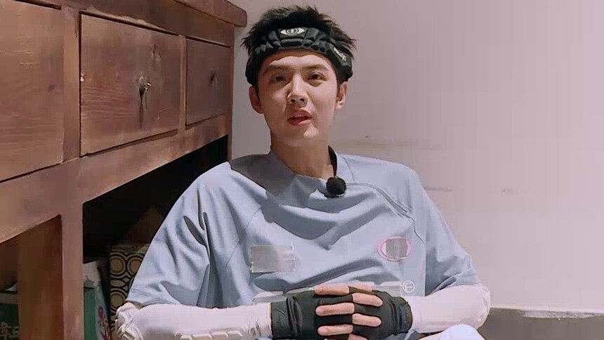 彩蛋：新手玩家周峻纬的高能瞬间