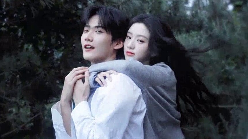 《炽夏》花絮：包上恩周柯宇树下牵手