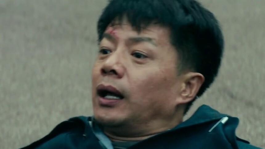 叶钧被假炸弹戏耍