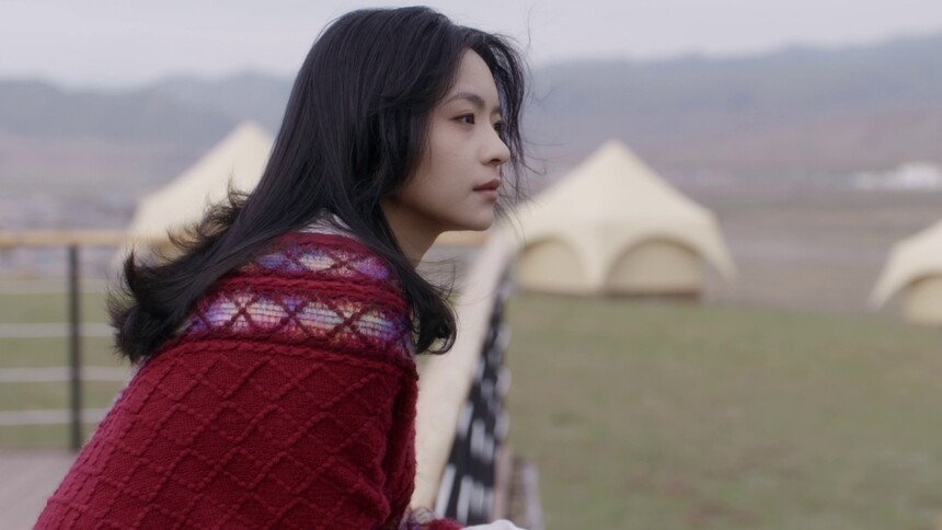 山有九色念有卿