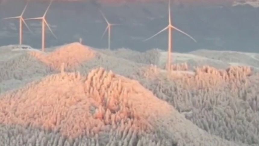 秀我中国｜重庆丰都：雪后呈现“日照金山”奇景
