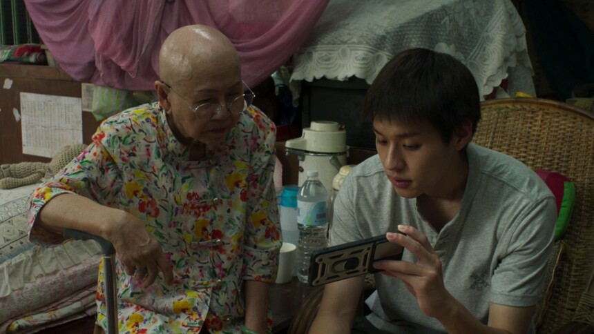 姥姥丢钱 阿安帮姥姥找到偷钱的索伊