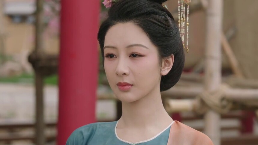 《国色芳华》第30集看点：何惟芳蒋长扬大婚 何惟芳重新经营芳园