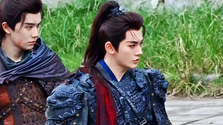 邓为《风月不相关》战甲路透 眼神犀利气场全开