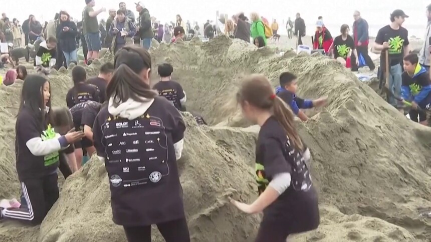 美国旧金山举行沙雕创作比赛