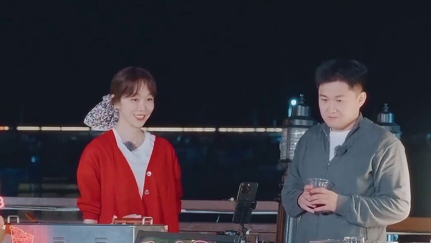 摆摊遇冷？姜妍直播引流瞬间盘活