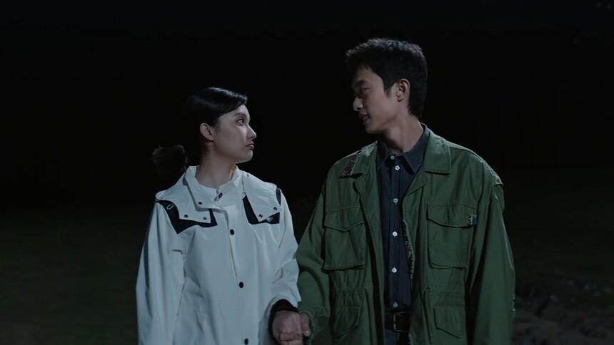 古丽娜尔一转头发现明亮已然来到身边